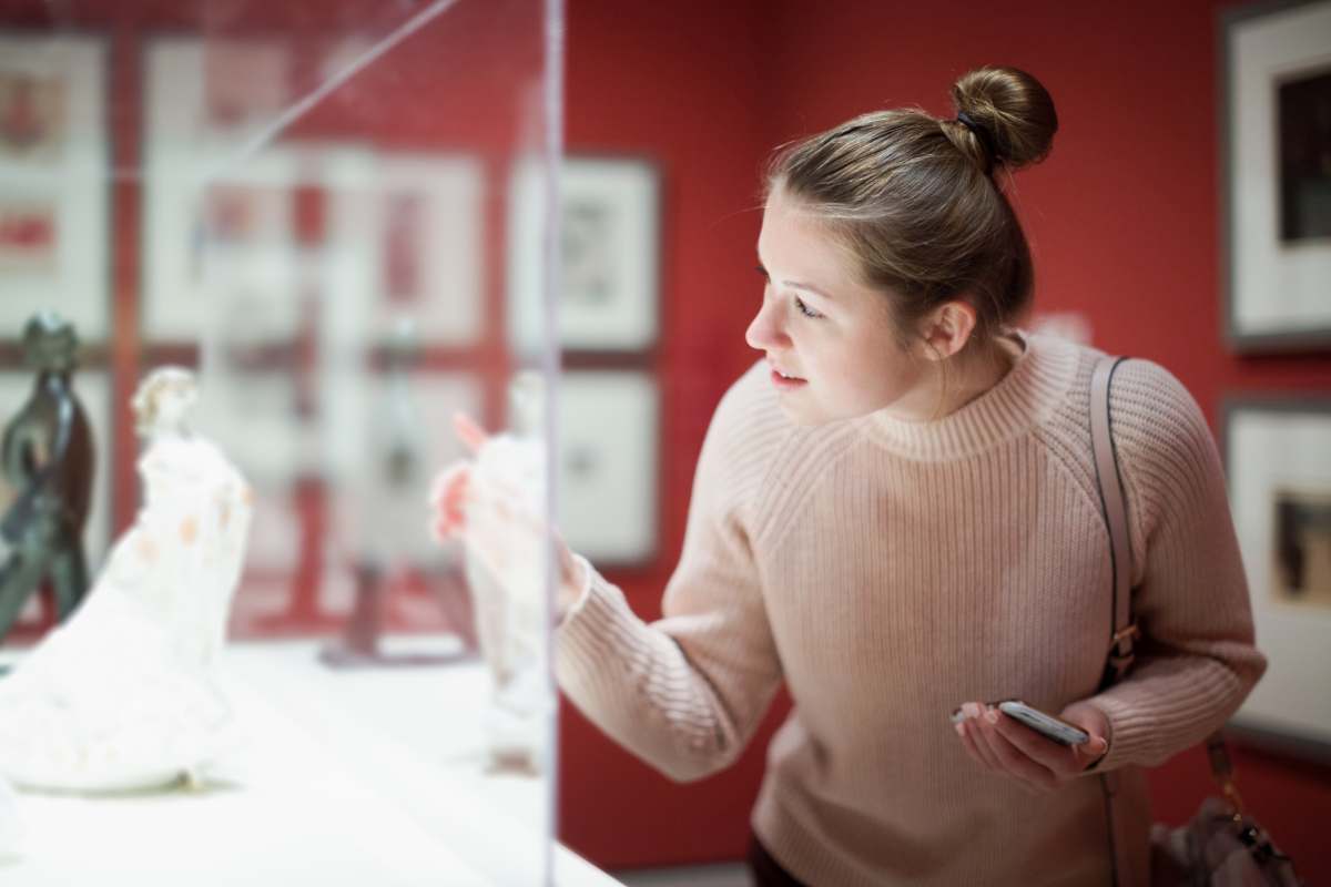 Ragazza museo