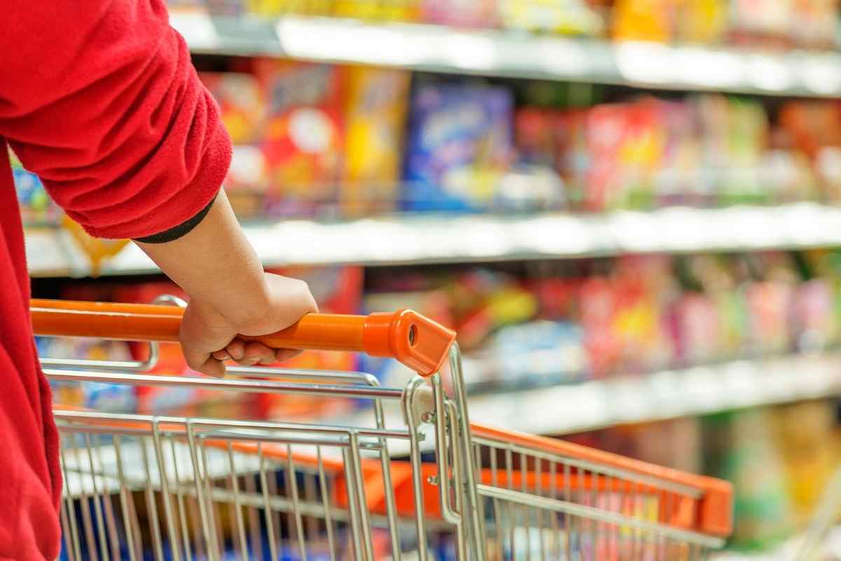 Supermercati, ottieni lo sconto immediato presentando la carta d’identità: ecco i dettagli