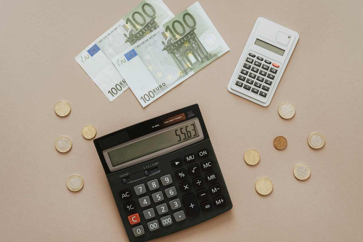 Bonus, 850 euro al mese subito