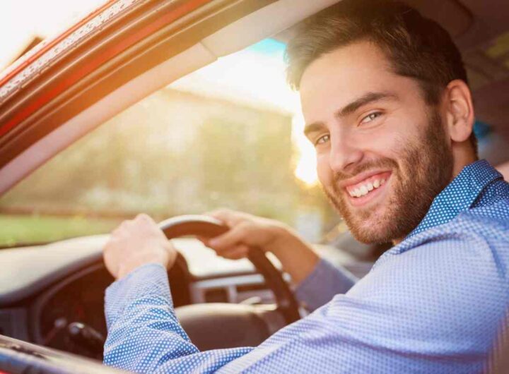Posso guidare un auto intestata a mia moglie?