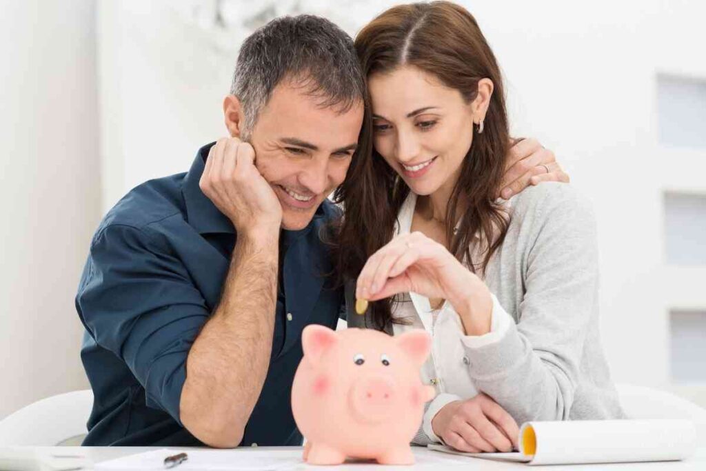 Puoi risparmiare fino a 200 euro al mese con questi metodi e