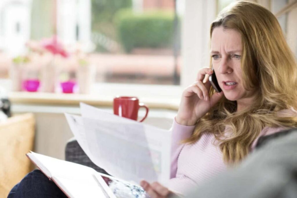 L'addebito ricorrente é il "corrispettivo annuo elenchi telefonici/consegna elenchi telefonici". Questa voce, che ammonta a 3,90€