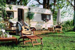 Giugno, mese perfetto per una vacanza in camper: ecco i dettagli