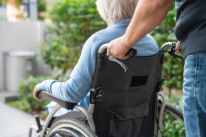 Se assisti una persona disabile hai diritto a tutte queste agevolazioni